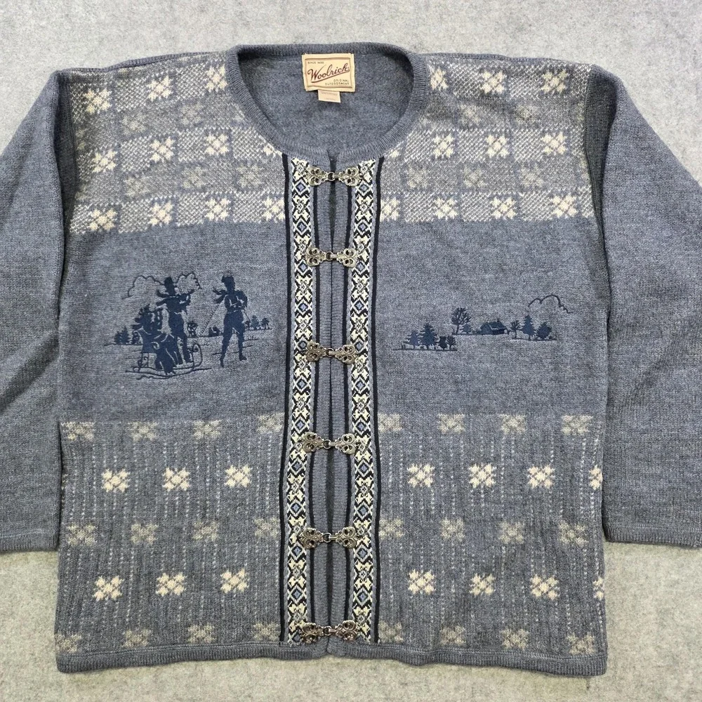 Vintage Woolrich Sweater Womens Medium Blue Wool Fair Isle Nordic Cardigan Clasp